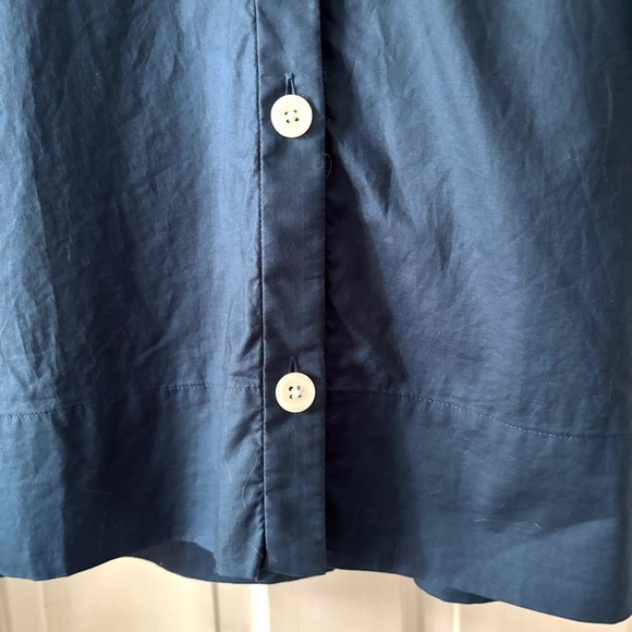 Everlane The Silky Cotton Lantern Top Button Down V Neck Navy Blue Size 6 - Picture 5 of 13